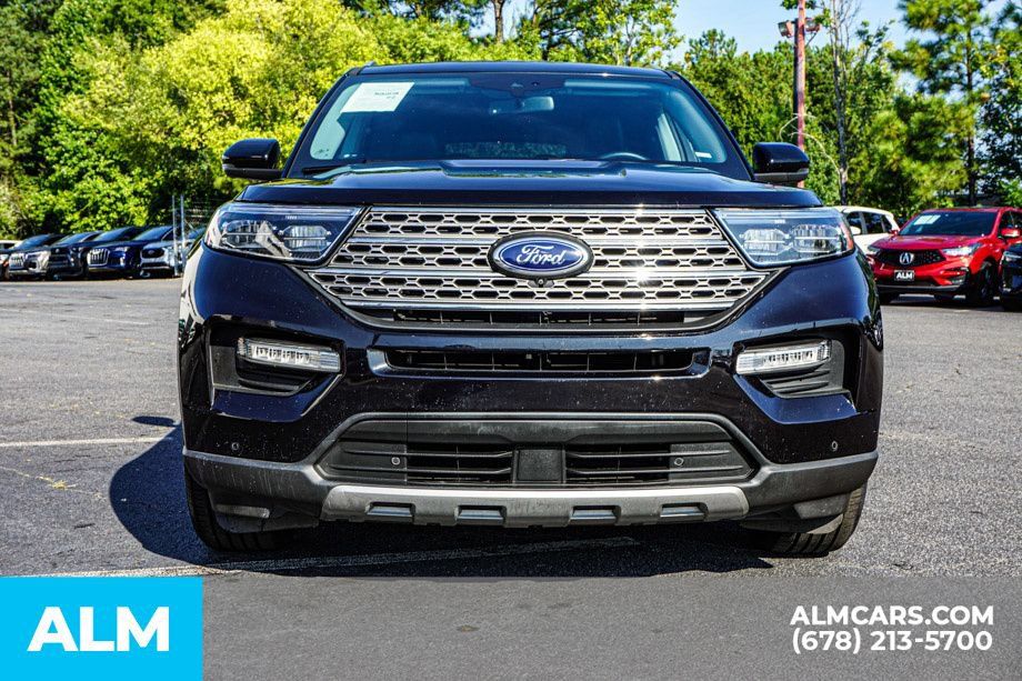 Used 2021 Ford Explorer Limited w/ Equipment Group 301A RWD image 9