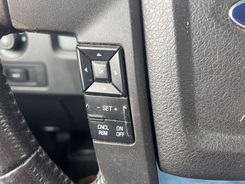 Used 2013 Ford F150 XLT w/ XTR Pkg image 37