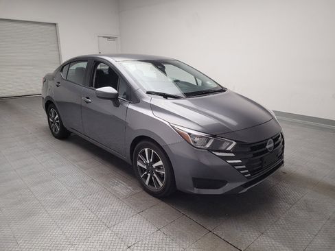 Used 2024 Nissan Versa SV FWD image 13