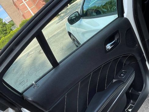 Used 2014 Dodge Charger R/T image 19