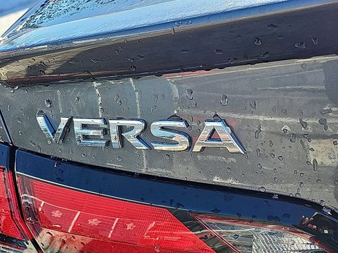 New 2025 Nissan Versa SR w/ Trunk Package image 21