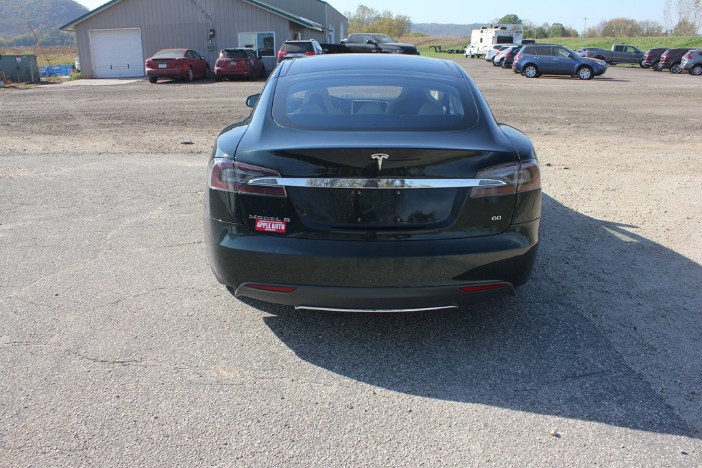 Used 2013 Tesla Model S RWD image 6
