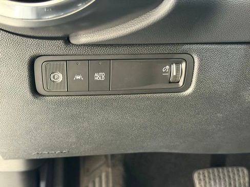 New 2026 Chevrolet Equinox EV LT image 29