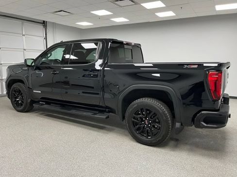 Used 2024 GMC Sierra 1500 Elevation w/ Elevation Premium Package AWD/4WD image 7
