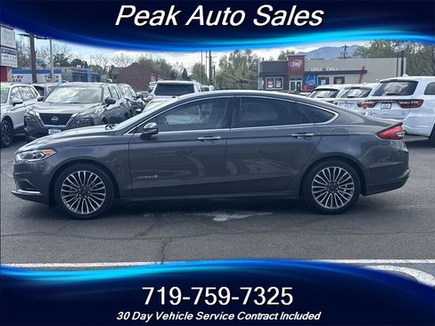 Used 2018 Ford Fusion SE w/ Equipment Group 602A image 4