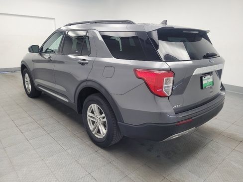 Used 2022 Ford Explorer XLT w/ Equipment Group 202A AWD/4WD image 5