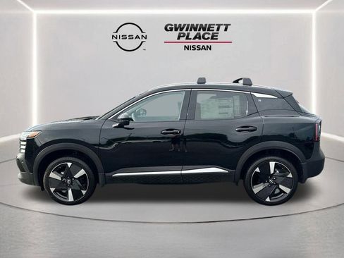 New 2026 Nissan Kicks SR image 8