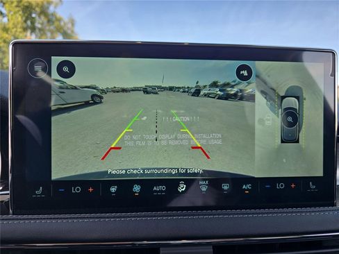 New 2026 Lincoln Corsair Premiere image 17