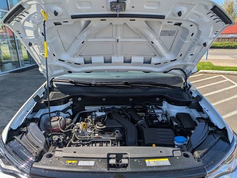 New 2026 Volkswagen Taos SE image 35