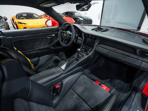 Used 2019 Porsche 911 GT3 RWD image 29