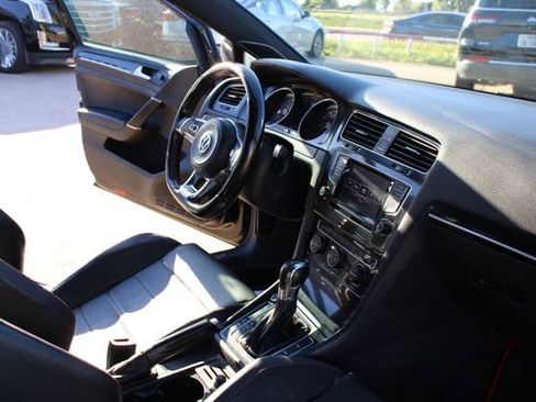 Used 2015 Volkswagen GTI S FWD image 41