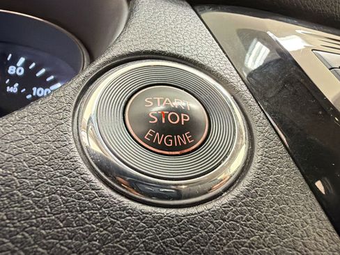 Used 2019 Nissan Rogue SL FWD image 24