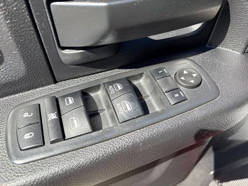 Used 2017 RAM 1500 Express AWD/4WD image 14
