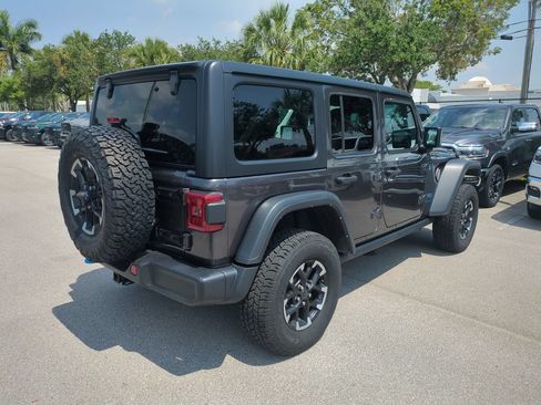 Used 2024 Jeep Wrangler Unlimited Rubicon 4xe AWD/4WD image 6