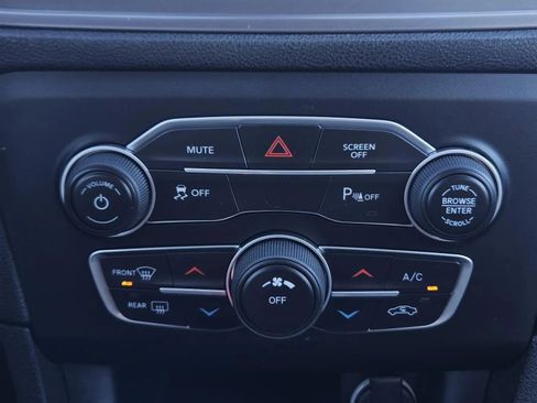 Used 2023 Dodge Charger SXT image 14