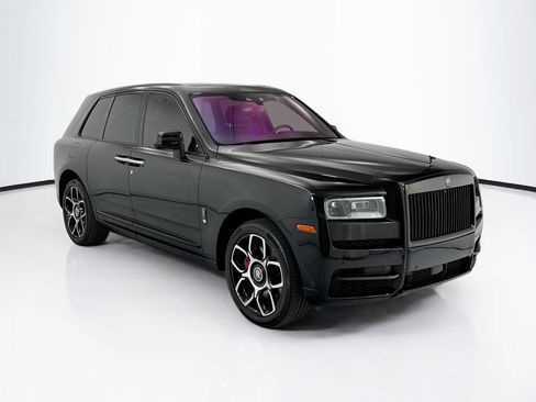 Certified 2022 Rolls-Royce Cullinan Black Badge w/ Dark Exterior Package AWD/4WD image 3