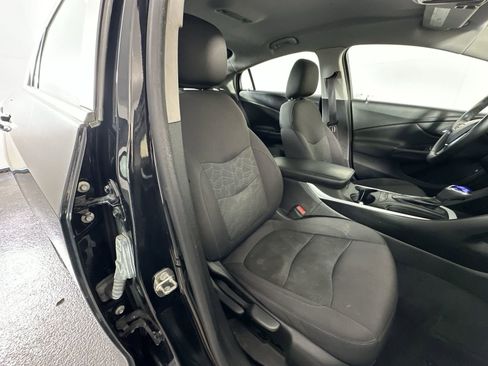 Used 2017 Chevrolet Volt LT image 31