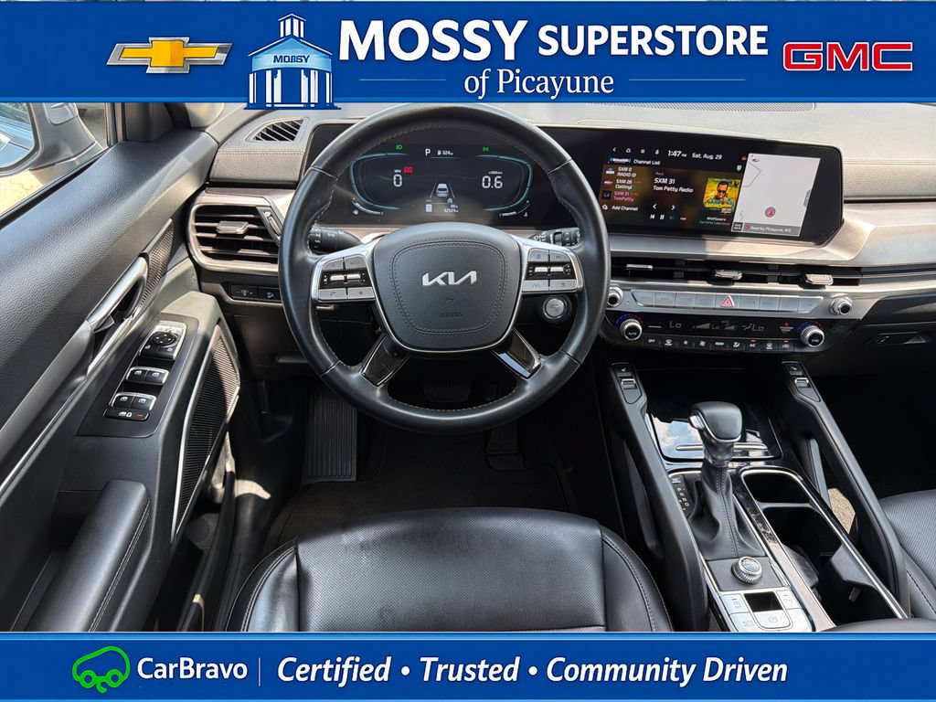 Used 2025 Kia Telluride S FWD image 15