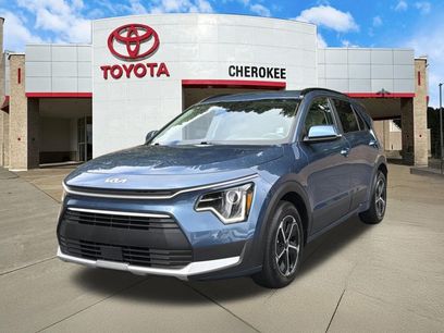 Used 2025 Kia Niro EX