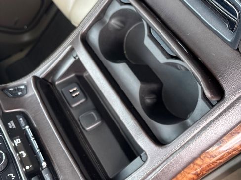 Used 2015 Chevrolet Tahoe LTZ image 24