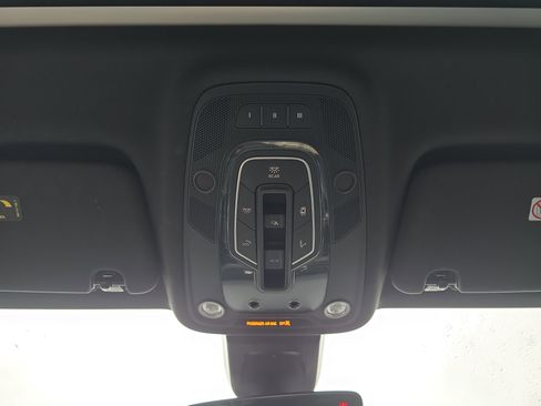 Used 2017 Audi Q7 3.0T Premium Plus w/ Premium Plus Package image 29