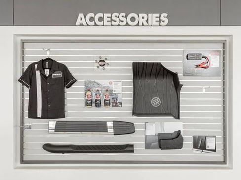 Used 2024 GMC Canyon Elevation w/ Elevation Premium Package image 5