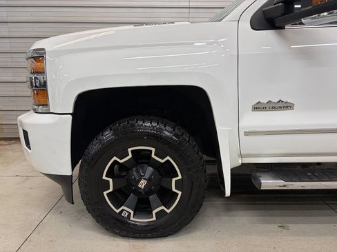 Used 2015 Chevrolet Silverado 3500 High Country w/ Duramax Plus Package AWD/4WD image 4