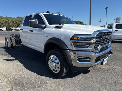New 2026 RAM 4500 Tradesman w/ Chrome Appearance Group image 7