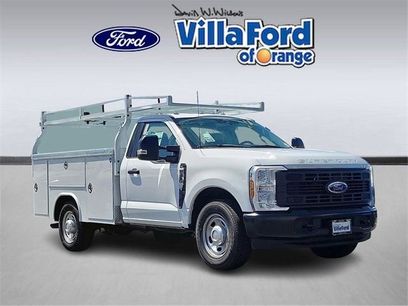 New 2025 Ford F350 XL w/ XL Chrome Package