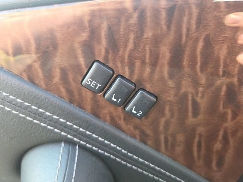Used 2019 Nissan Armada SL w/ Premium Package AWD/4WD image 31