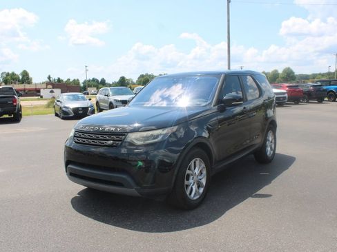 Used 2019 Land Rover Discovery SE AWD/4WD image 4