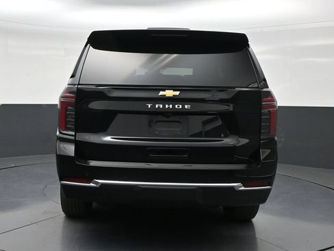 Used 2025 Chevrolet Tahoe LS RWD image 4