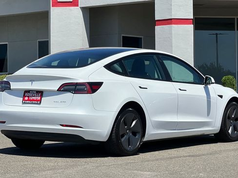 Used 2023 Tesla Model 3 Long Range AWD/4WD image 2