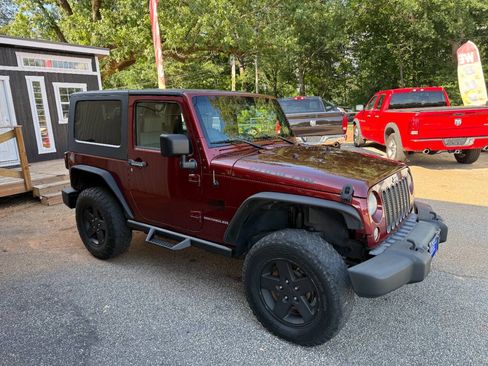 Used 2009 Jeep Wrangler Rubicon w/ Dual Top Group AWD/4WD image 4