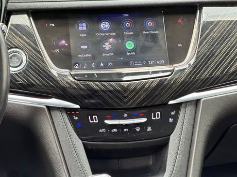 Used 2024 Cadillac XT6 Premium Luxury AWD/4WD image 14