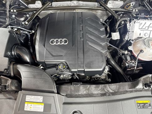 Used 2022 Audi Q5 2.0T Premium Plus w/ Premium Plus Package AWD/4WD image 29