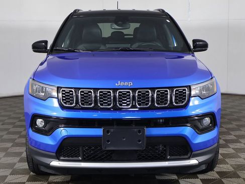 Used 2025 Jeep Compass Limited AWD/4WD image 10