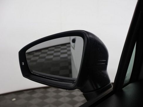 Used 2024 Volkswagen Tiguan SE R-Line image 38