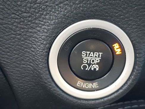 Used 2016 Dodge Challenger R/T Scat Pack image 38