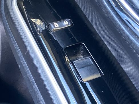 Used 2015 Toyota Prius C Four image 11