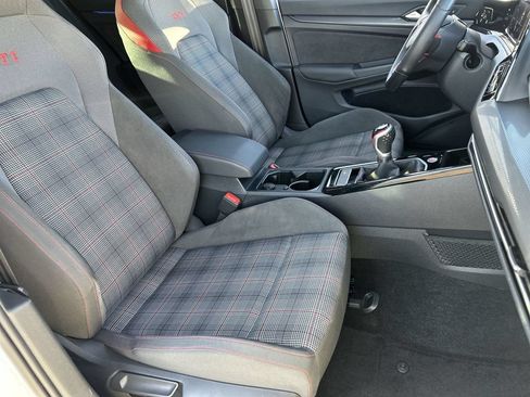 Used 2024 Volkswagen GTI SE FWD image 8
