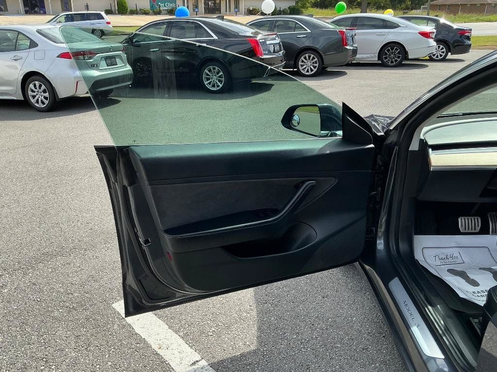 Used 2018 Tesla Model 3 Long Range AWD/4WD image 15