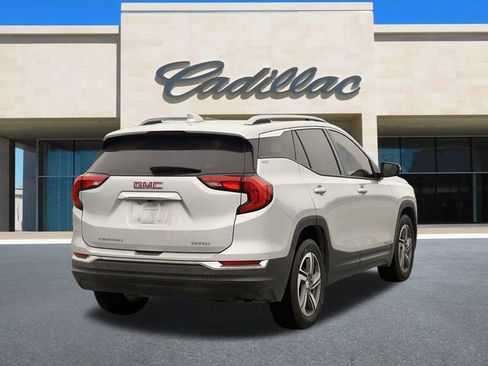 Used 2018 GMC Terrain SLT w/ Preferred Package image 3