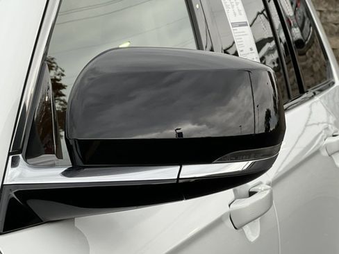 Used 2022 Jeep Grand Cherokee L Limited image 37