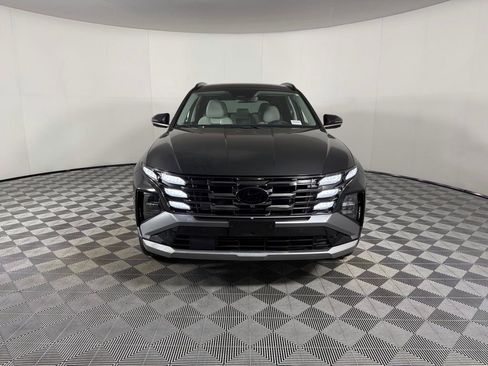 Used 2025 Hyundai Tucson Limited image 6
