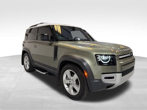 Used 2021 Land Rover Defender 90 First Edition image 3