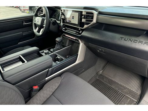 New 2026 Toyota Tundra SR5 AWD/4WD image 17