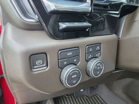 Used 2022 Chevrolet Silverado 1500 LTZ w/ LTZ Premium Texas Edition image 19