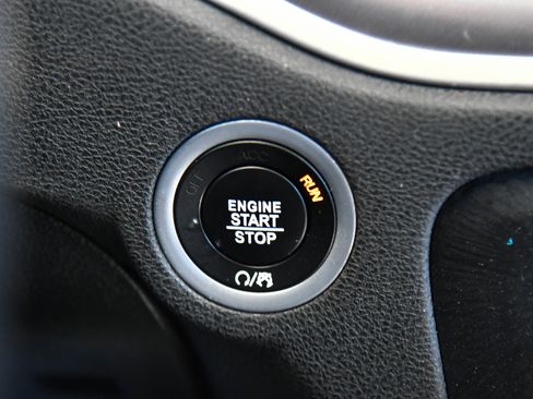 Used 2020 Dodge Charger Scat Pack w/ Dynamics Package RWD image 30