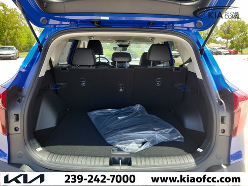 New 2026 Kia Seltos S FWD image 10